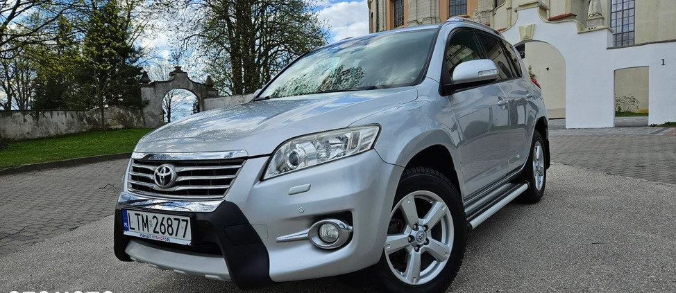 Toyota RAV4 cena 44999 przebieg: 218600, rok produkcji 2010 z Wisła małe 211